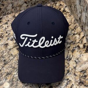 Mens EUC Titleist Rope Hat. Navy. OSFM